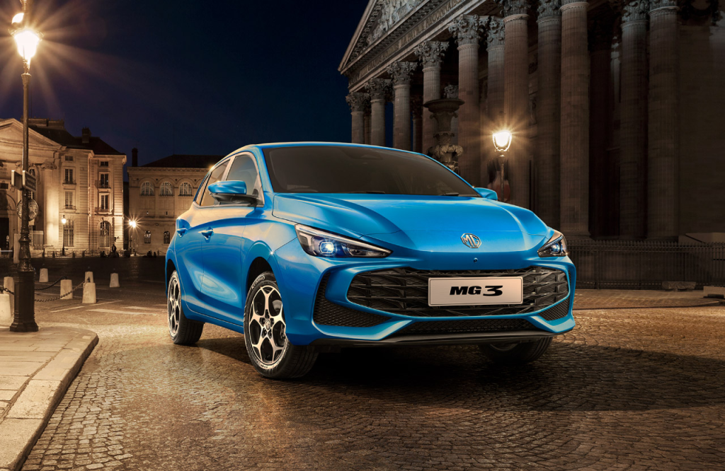 MG3: Redefining the Compact Hatchback Experience in Qatar.
